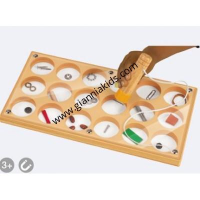 Magnetic exploration board