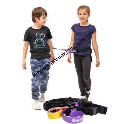 Belt synchronized walking