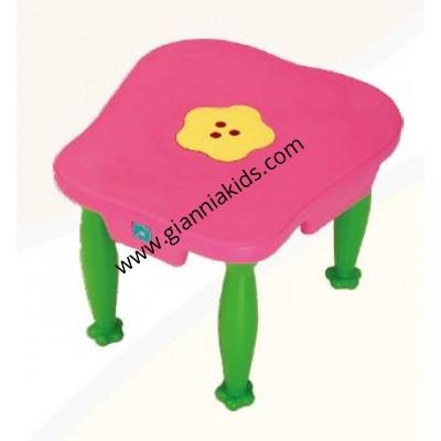 Apple Table