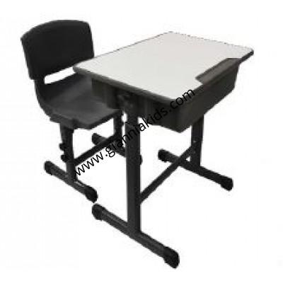 Single person desk