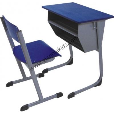 Primary and secondary school students’ desks