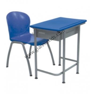 Primary and secondary school students’ desks