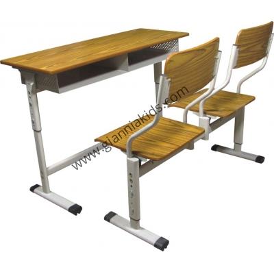 Primary and secondary school students’ desks