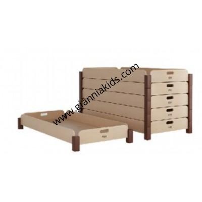 Solid wood bed