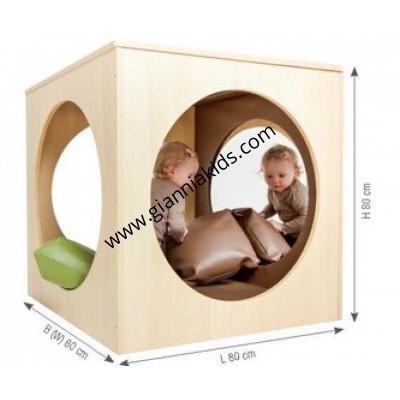 Cube Mirror Game Space