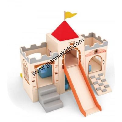 Castle themed climbing combination