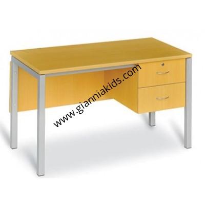Teacher‘s desk