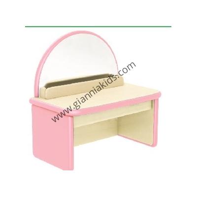 Soft padded edge bookshelf